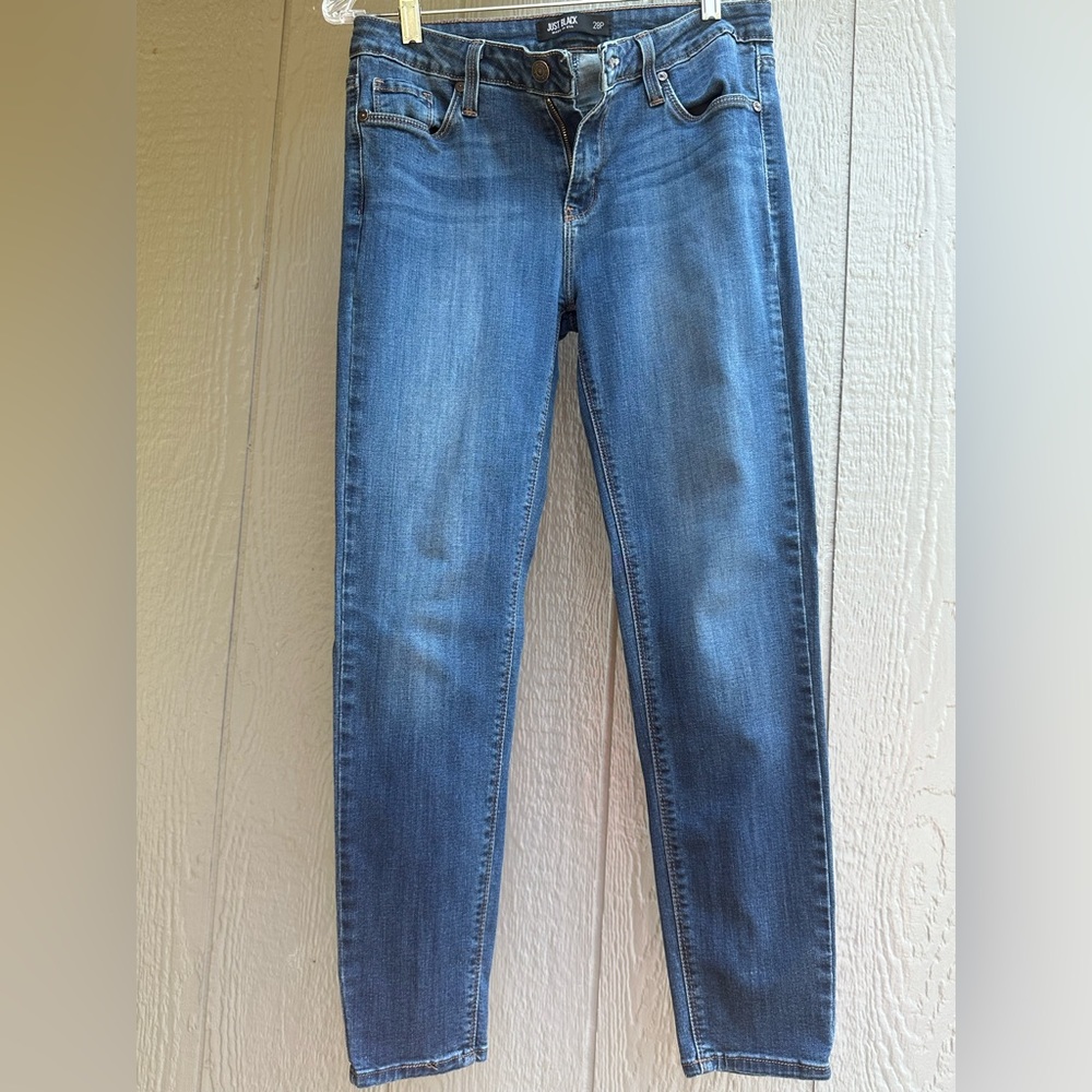 Just Black Skinny Ankle Jean